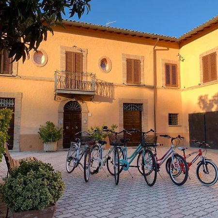 B&B Il Casale Foligno Exterior foto